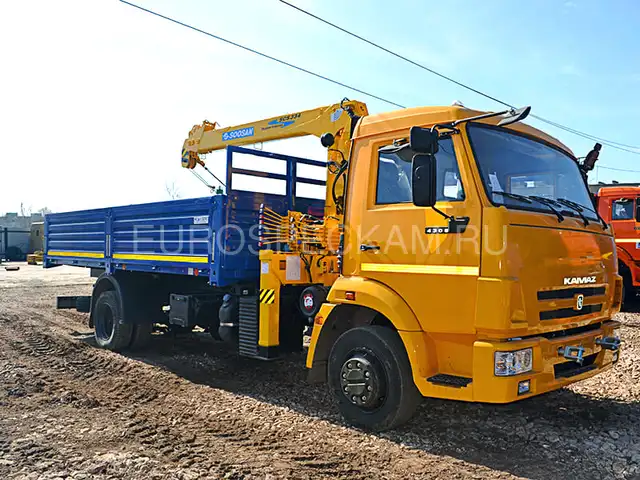 КАМАЗ 4308 бортовой с КМУ Soosan SCS 334